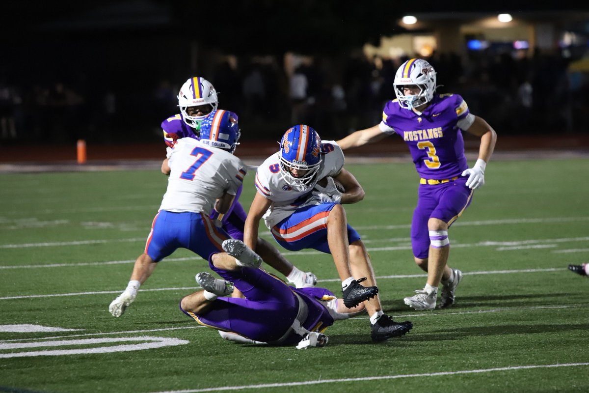 Sykotyk's tweet photo. Armstrong 7, Plum 0 - End 1st #36 @PaFootballNews @wpial7 @PFNBackyard @plumathletics https://t.co/tPkM2Nqn3A