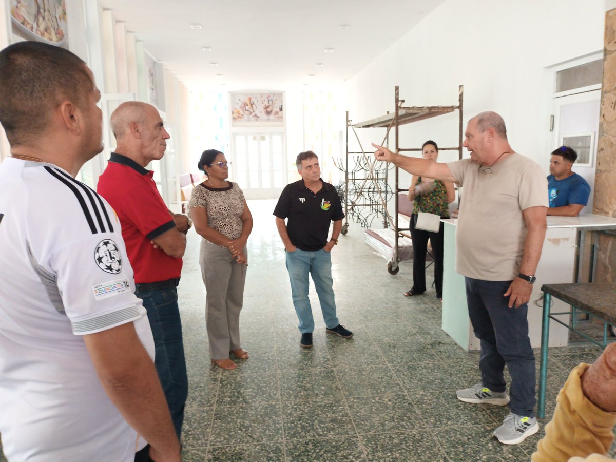 mariofsabines's tweet photo. Recorremos junto a @CaridadPoey obras para poner en funcionamiento para el #333Matanzas y en homenaje al triunfo de la Revolución. 
#MatancerosEnVictoria https://t.co/bAmhBAwrTM