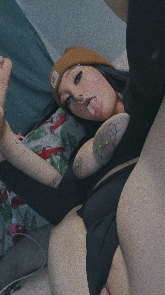 katiebug0811's tweet photo. Wataa π¦π¦
Check out those links daddy I promise you wonβt be disappointed π©πΈοΈπ€π¦ππΌππΌ
Onlyfans: https://t.co/XD5RnTse02
Tele: https://t.co/6kcH5ajpnu
#OnlyFans #MILF #GothGirl #Thicc #TattedMILF #BigTittieGoth #Lingerie #Anal #DP #Fantasy #SellingCon #LinkInBio #Unlocklt #Menu #CashApp #paypigwanted