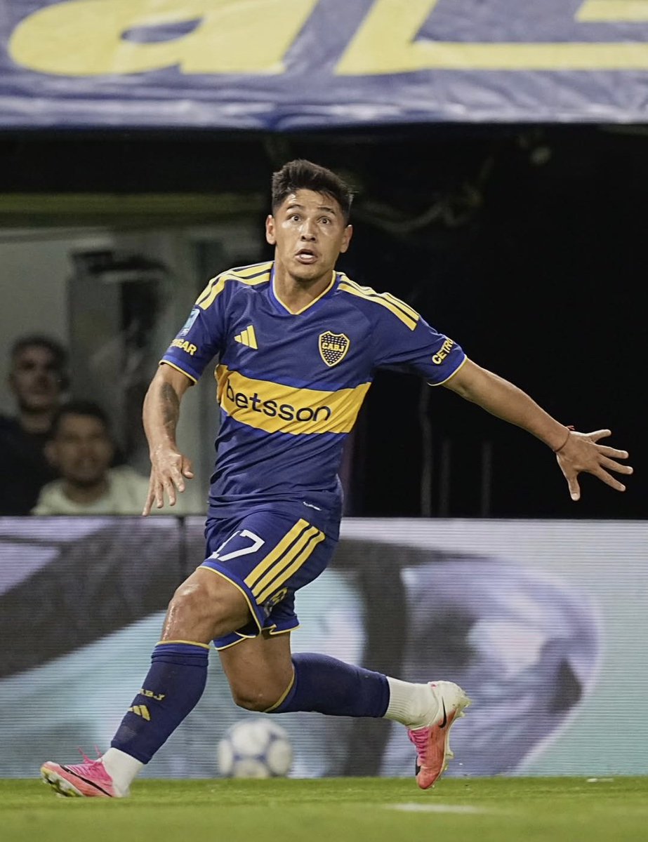 Pato_Bocaa's tweet photo. Fallecieron los catadores de lateral derecho.

Menos mal que se presentó en Boca Predio y pidió jugar en BOCA https://t.co/LaXazHVRkZ