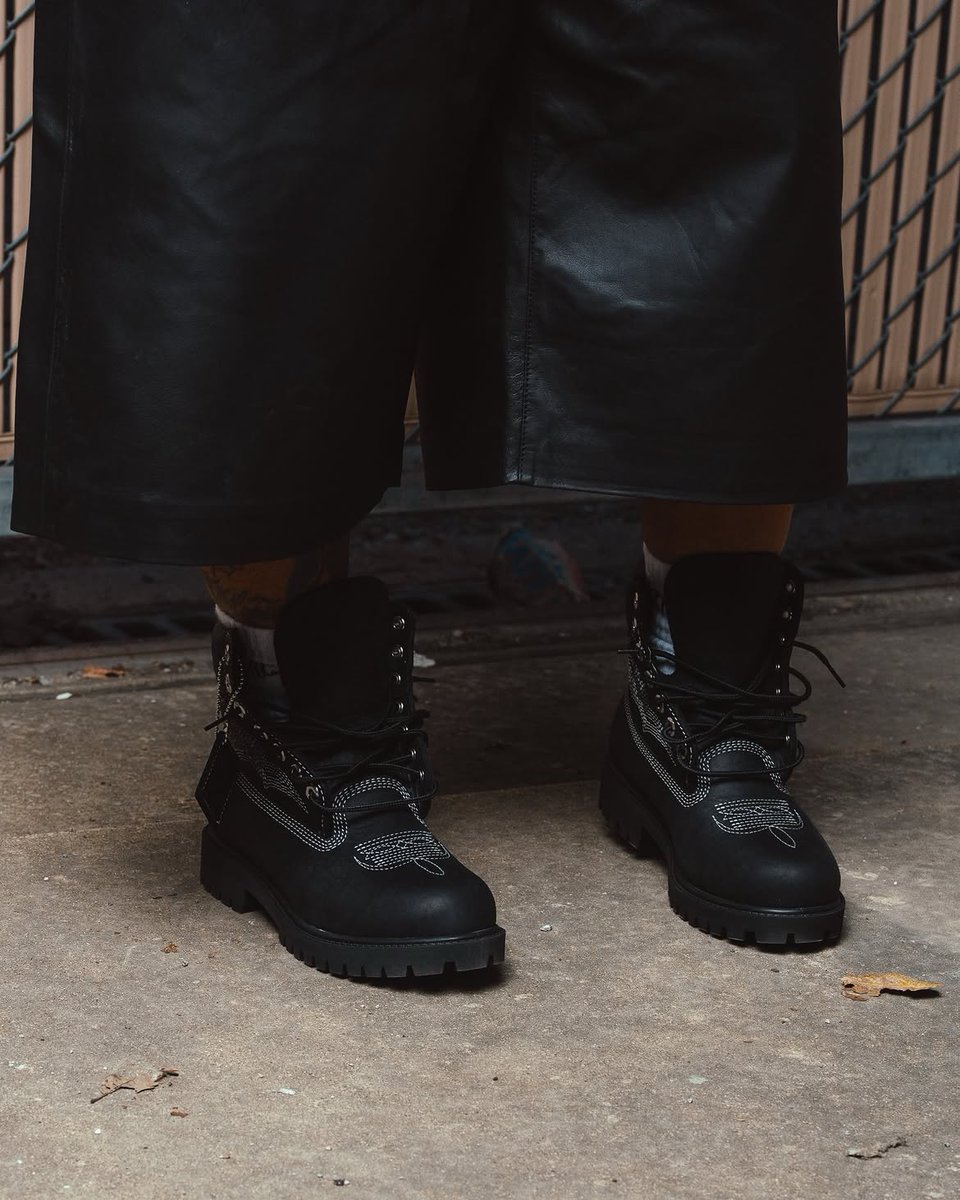 JustFreshKicks's tweet photo. Sneaker Politics x Timberland 6-Inch Waterproof Boots 🤠

https://t.co/LkGxv8exI0 https://t.co/y2qff3TBE0