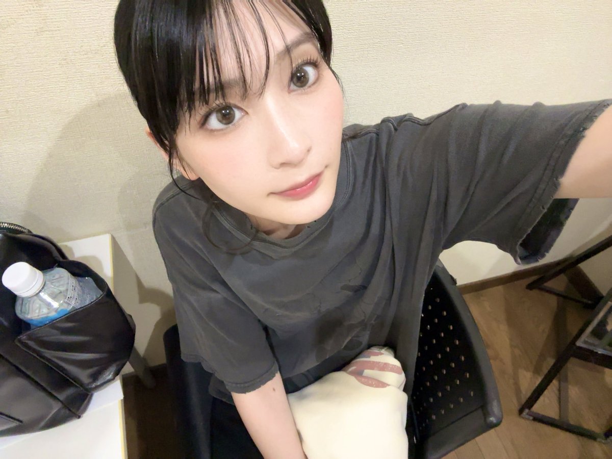 honjosuzu's tweet photo. 🤳 https://t.co/qVnElUAQxl