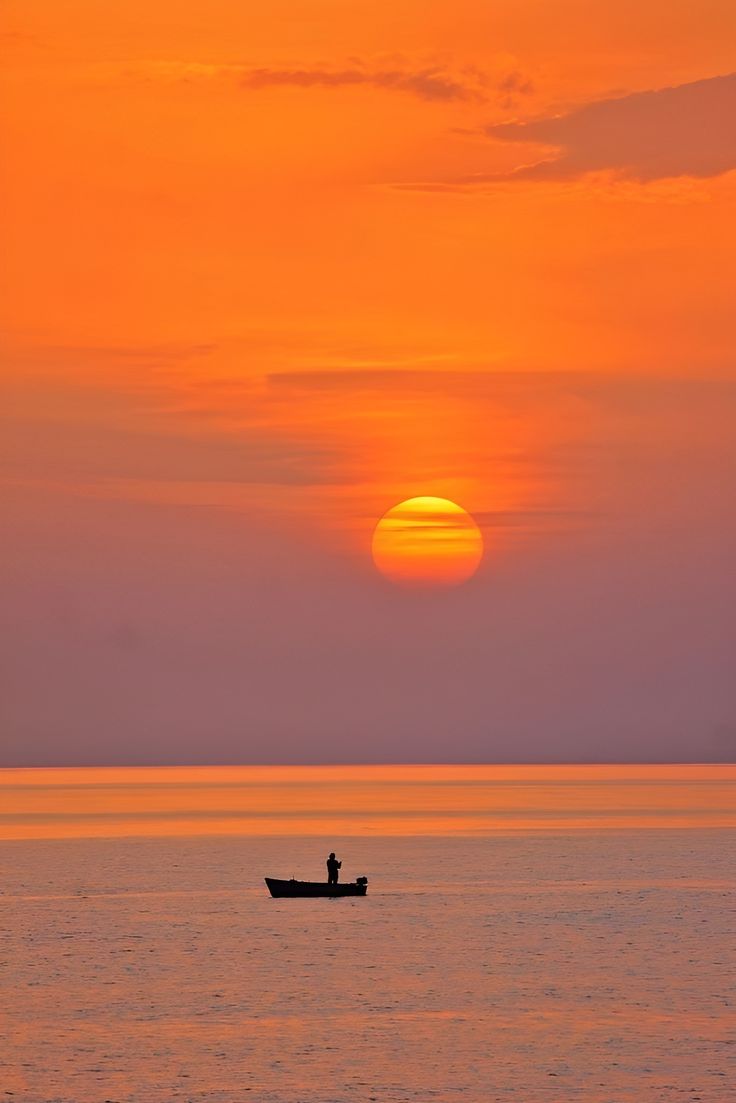 purelivn's tweet photo. golden mood 🧡 https://t.co/16qs6dLV92