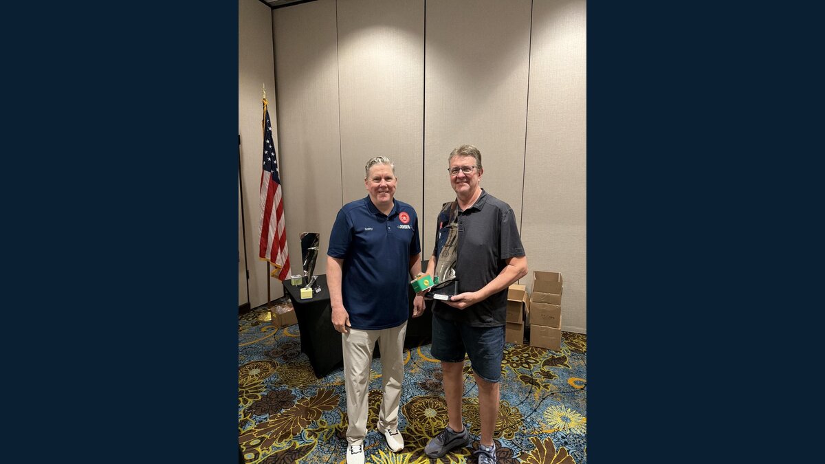 amfalocal32's tweet photo. At the Sept. 17 Phoenix meeting, Local 32 recognized retiring members. Mike Hennig, Tim Magary, and Mike Sramek each received a blade and a watch. https://t.co/Fe8F1NVY93