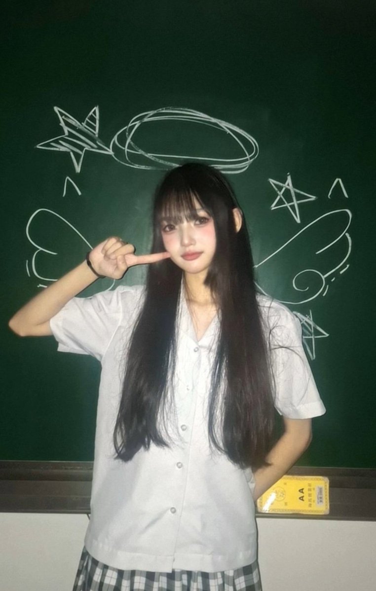 zyc0231's tweet photo. 在学校拍的 好看嘛 给各位私信评价打分 要羞辱也可以 #母狗 #評價 #打分 #羞辱 #射屏 #清純 #女M https://t.co/dmBW6aS9NT