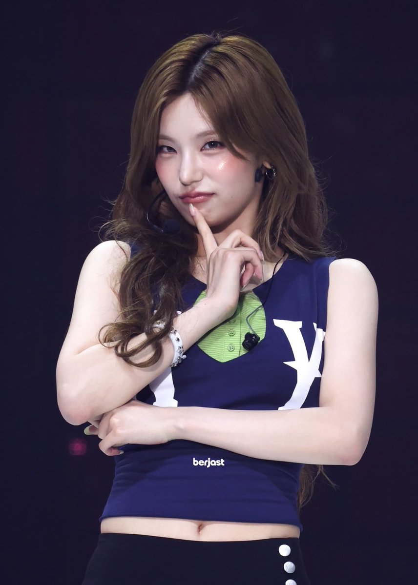 itzyshots's tweet photo. she’s such a cutie https://t.co/4P81UDdTfr