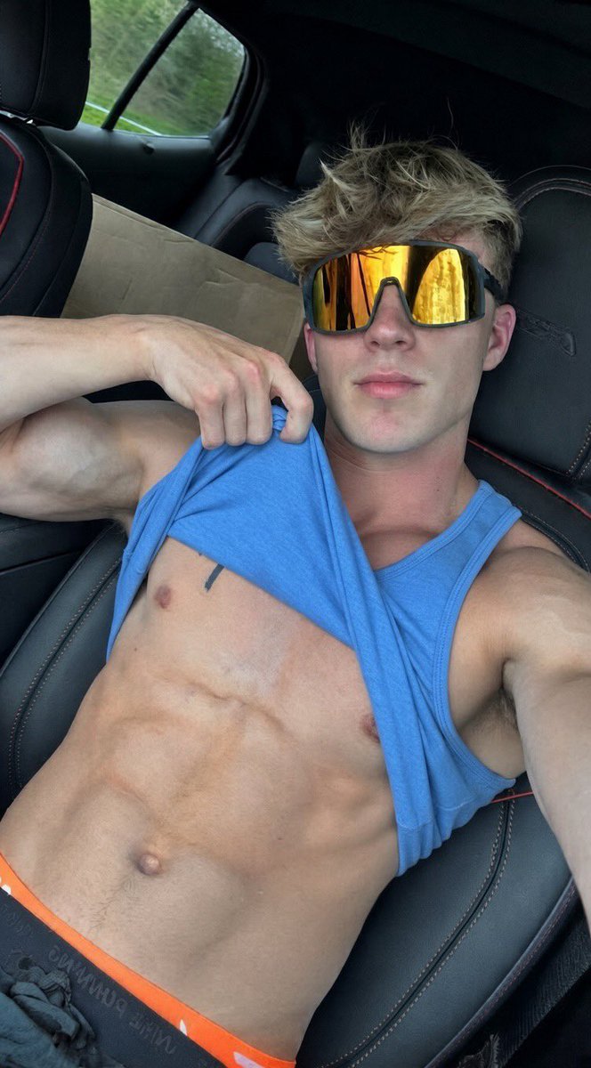 LaxbroKoop's tweet photo. Fag tax Friday!
#cashmaster #cashslave #paypig #feet #malefeet #masterfeet #findom #fyp #findom #paypig #cashslave #financialdomination #findomme #debtslave #finsub #moneyfetish #paypiggy #debtfindom #goon https://t.co/kgyHzhHGnC