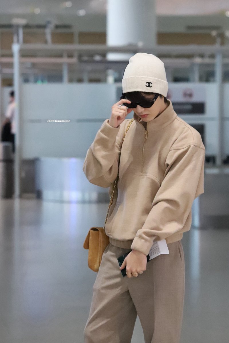 POPCORNBOBO323's tweet photo. 261003 NKG #RENJUN #런쥔 

🍂 https://t.co/M5Tbd9h290