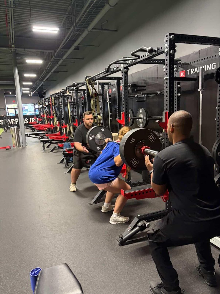 DaniBzdusek's tweet photo. Hit a new PR!
205 for 6 reps on back squat!!
Thanks you to my coaches for always pushing me.@D1Sports @WascoDiamonds @WD16UJS @tagupSoftball @coach2morrow https://t.co/gQt7bInZ1J