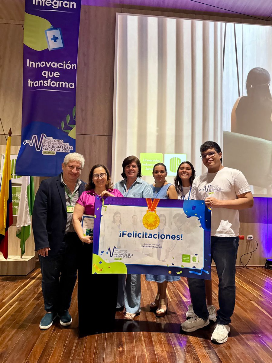 UIS's tweet photo. 🏆 Reconocemos el talento y la excelencia

Cerramos el V Encuentro Internacional de Ciencias de la Salud y la Vida celebrando el talento, la creatividad y el compromiso de quienes hicieron parte de este espacio de conocimiento y encuentro.

En esta ocasión, fueron reconocidos los participantes que se destacaron en las diferentes categorías:

🎭 Concurso de talentos “Inspiración en escena”

•María José Cárdenas (primer lugar) 
•Laura Daniela Rico Parada (segundo lugar)
•María Camila Leal Medrano (tercer lugar) 

🥉 Tercer puesto en ponencia destacada
•José Manuel Gómez Amado 

🥈 Segundo puesto en ponencia destacada
•Martha Lucía Díaz 

🏆 Mejor ponencia del evento
•Elsy Juliana Giratá Viviescas

🔬 Mejor póster científico del evento
•Emely Ruz Gómez

Felicitamos a todos los ganadores por sus aportes, dedicación y por compartir con nuestra comunidad universitaria sus conocimientos y talentos.