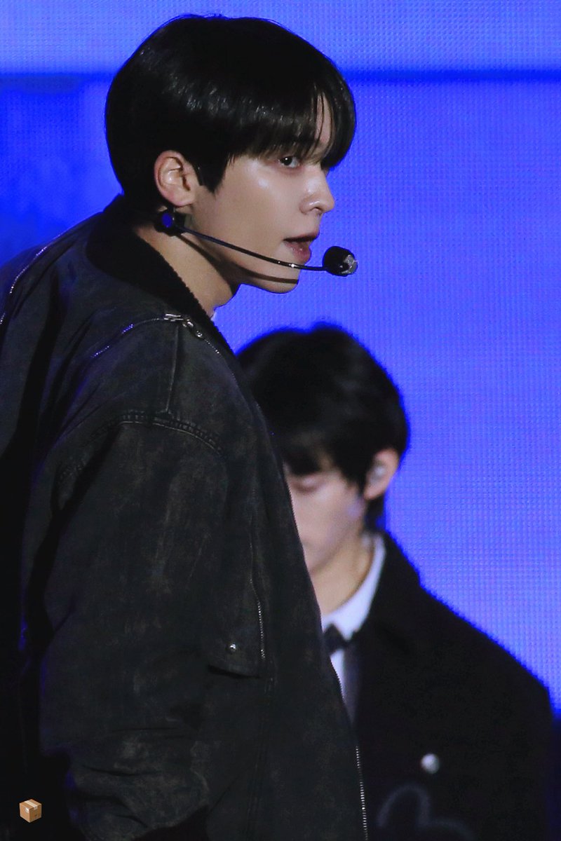 OneBox_1116's tweet photo. 261002 양산 삽량 문화축전

#유토 #YUTO 
#온앤오프 #ONF https://t.co/6j3PBcj38N