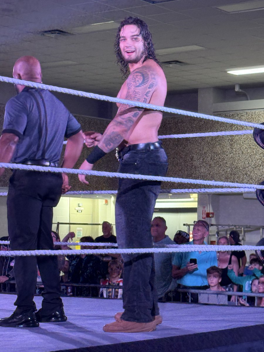 HDean904's tweet photo. #nxtjacksonville @shiloh_wwe https://t.co/CEAYz9J1cc