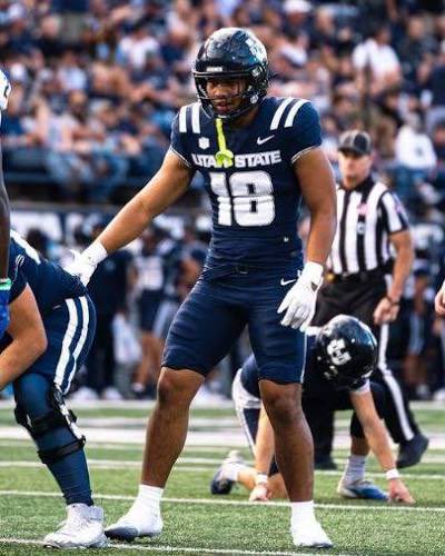 RjSagna's tweet photo. After a great conversation with @CoachDWilkins i’m blessed to receive an offer from @USUAggies 

@JoshAlaeze @TheAVOAcademy_ @coachbuttsUSU @Ricoknowstiktok @adamgorney @AllenTrieu https://t.co/mjGKbHJYft