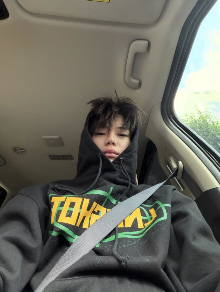 4everfkjae's tweet photo. como me ve pinterest? 

idol, tatuaje, estética, outfit

hmmmm maybe https://t.co/ForH16Uz8J