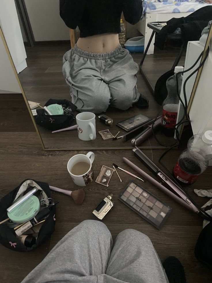 4everfkjae's tweet photo. como me ve pinterest? 

idol, tatuaje, estética, outfit

hmmmm maybe https://t.co/ForH16Uz8J