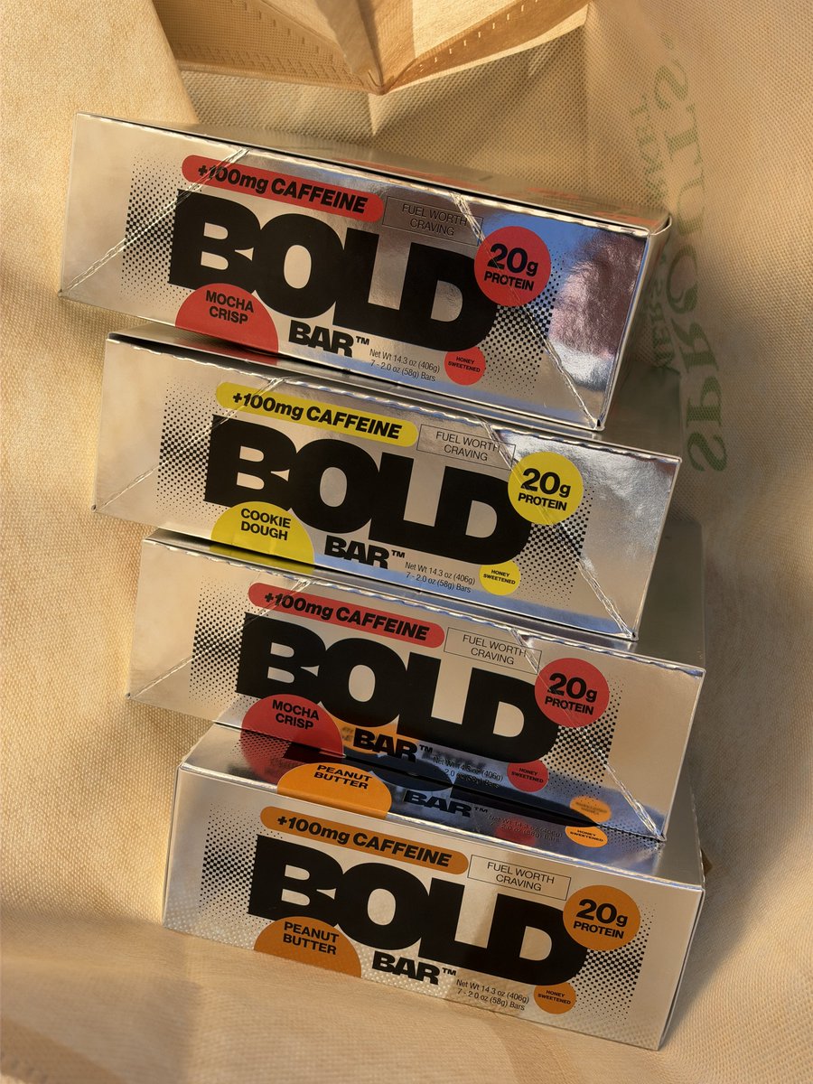 EliMKia's tweet photo. Absolutely essential to stock up on @eatboldbar https://t.co/ypHMtFTtiB