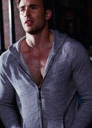Edson30101's tweet photo. He's just showing his hairy chest but that's So Hot to me🥵🥵🥴🙇🏼‍♂️ GOD!!! https://t.co/Z4FPGUdmqU