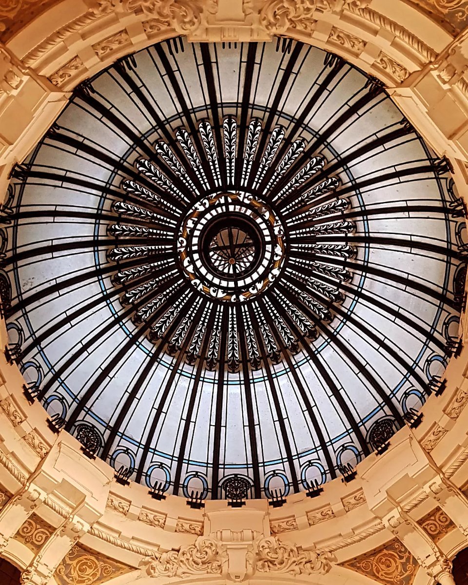 macu407's tweet photo. Architecture speaks through Galerias Güeme. https://t.co/N5AMyHzUvD