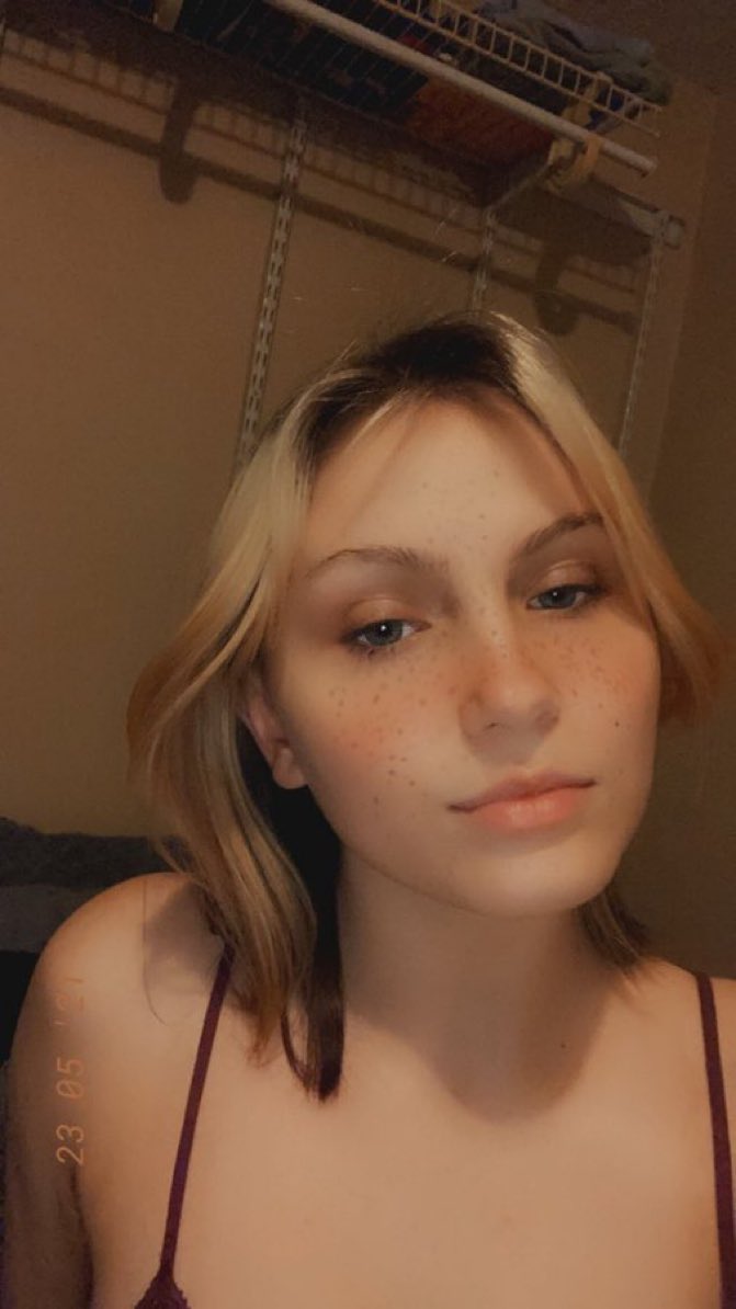 sendtoanderson's tweet photo. You’re so lucky I even tolerate your pathetic existence. ✨

findom simp bullying gooning joi sissy cuck sexting throne worship fendom bnwo cei Cbt ballbusting forcedintox relapse humiliation https://t.co/GgywsmT7Nc