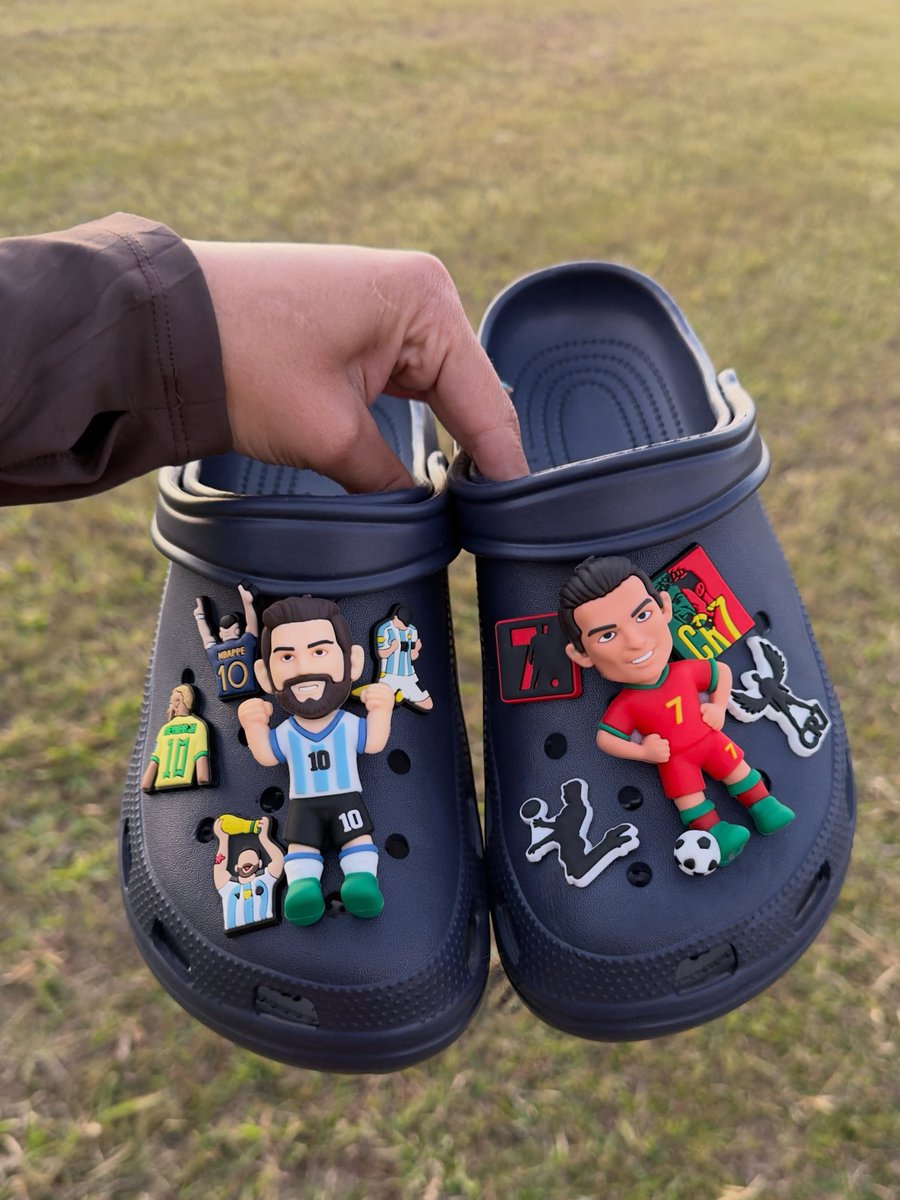 talk1the1man's tweet photo. Photo by Head-to-Toe Handicrafts on July 27, 2026. May be an image of sandals, baby shoes, sneakers, and text. https://t.co/Nqr4pGijF1