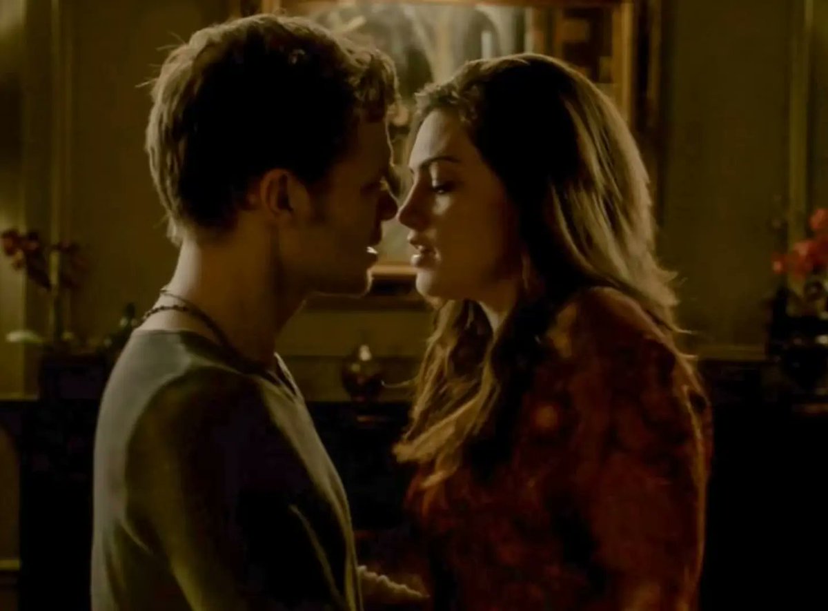 seckin11's tweet photo. Photo by klaus &amp; hayley on August 29, 2026. May be an image of people kissing and text. https://t.co/pg98vva7su
