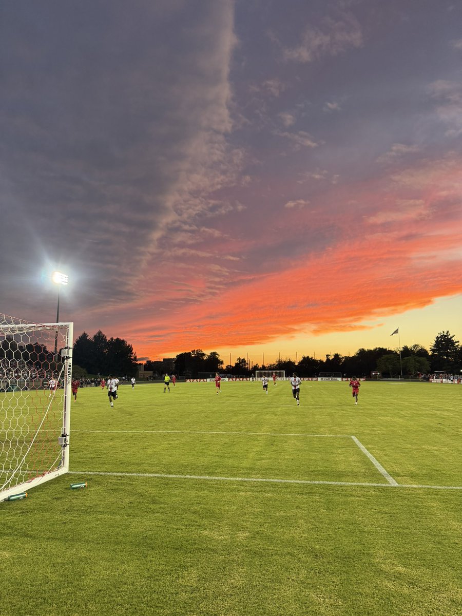 gracelesher's tweet photo. Indiana leads 2-0 at the end of the first half
#iums https://t.co/CUcWTwGuEY