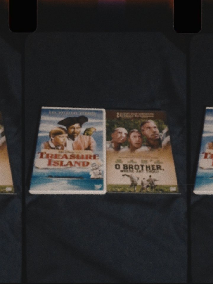 privateMugsy's tweet photo. Another 2 movies added to the collection 
#supportphysicalmedia 🎬💿 https://t.co/pKsxP8kZJd