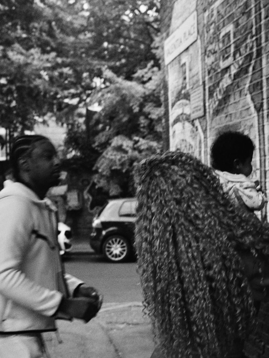 wavecheckers's tweet photo. Latto &amp; 21 Savage with their baby girl 💘 https://t.co/qpIElj1slt