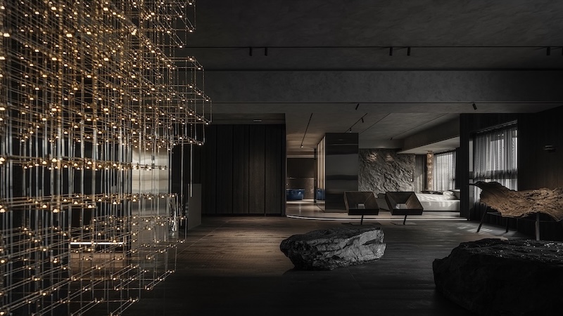 Architizer's tweet photo. #ArchitizerAwards

Carving Land is a compact Taipei apartment designed around its owner’s love of music and extensive collection. An open-plan living space pairs yakisugi, stainless steel and timber with theatrical lighting, while a dramatic AV room shifts into a darker, more eclectic interior.

📍 Taipei City, Taiwan
Project by: YUN-YIH Design Company
Details: https://t.co/Mlz3CuZrFa