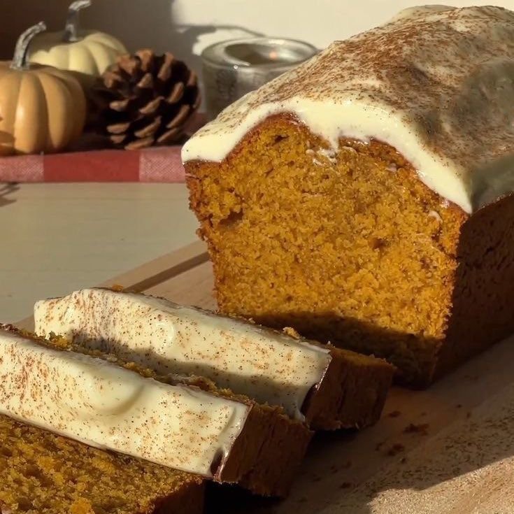 ghostivyleaves's tweet photo. raye's food opinion of the day

I regret to inform that I do not like pumpkin desserts or pumpkin spice https://t.co/L2I0uSfmlN