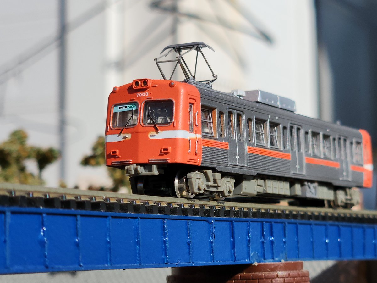 GAKUNAN_EL's tweet photo. おはがく！
今日はがくてつ機関車ひろばにて機関車ガイドです！
写真は先程岳ちゃんと一緒にジオラマの試運転をしていました！ https://t.co/zRglm9XNac