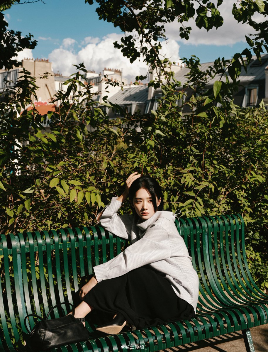 Sun_Mirae's tweet photo. #WangYinglu #Yinglu
#ICICLESS27
#PFWSS27 https://t.co/soGUwFIjer