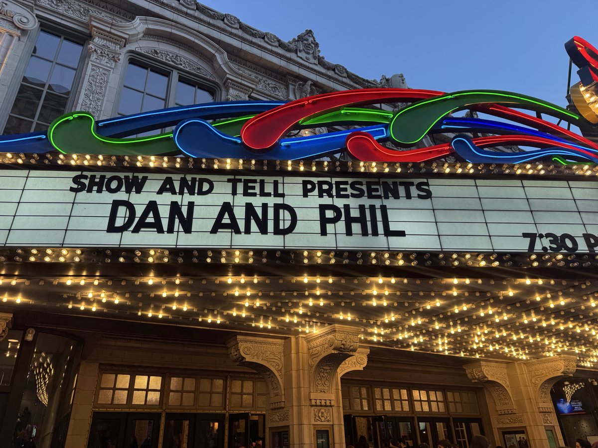 phan_strawbs's tweet photo. #hlt #hardlaunchtour EEEEEEEEEEEE literally pissing myself with excitement https://t.co/YwTlsxy9pN