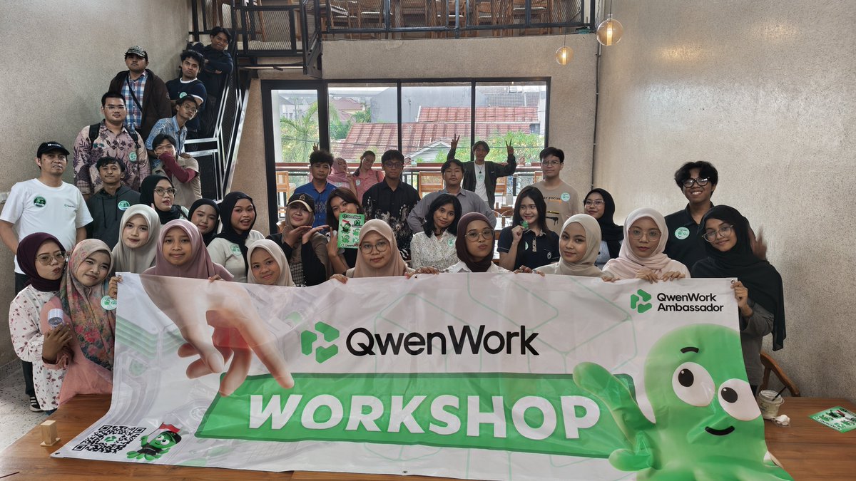 IndoQwenWork's tweet photo. 2 October @qwenwork Workshop #IndoQwenWorkshop ✅ #QwenWork https://t.co/kfB5fqS1DB