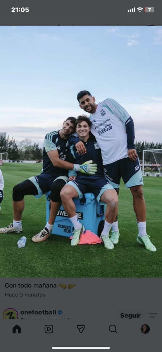 evixlou's tweet photo. hasta el dibu lo confirmó THAT BOY IS PREGNANT https://t.co/oVu2tJdC4B