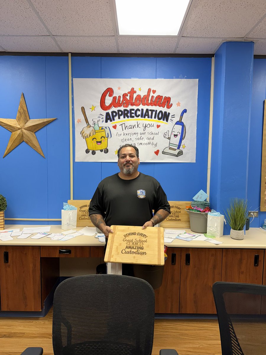 annabelsramirez's tweet photo. 🧹💙 We’re so grateful for the people who help keep Kaffie clean, cared for, and shining every day! Today, we’re celebrating our amazing custodians with a little something to chop it up about! 🪵✨ Happy National Custodian Day! 🐬 https://t.co/xwGz6ni1uZ