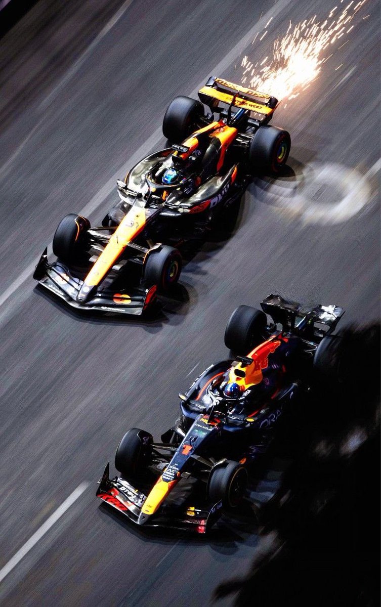opiastris81's tweet photo. genuinely is anyone touching maxcar when it comes to the most somehow auraful duo pics 😭 https://t.co/qYhXmtqs4h