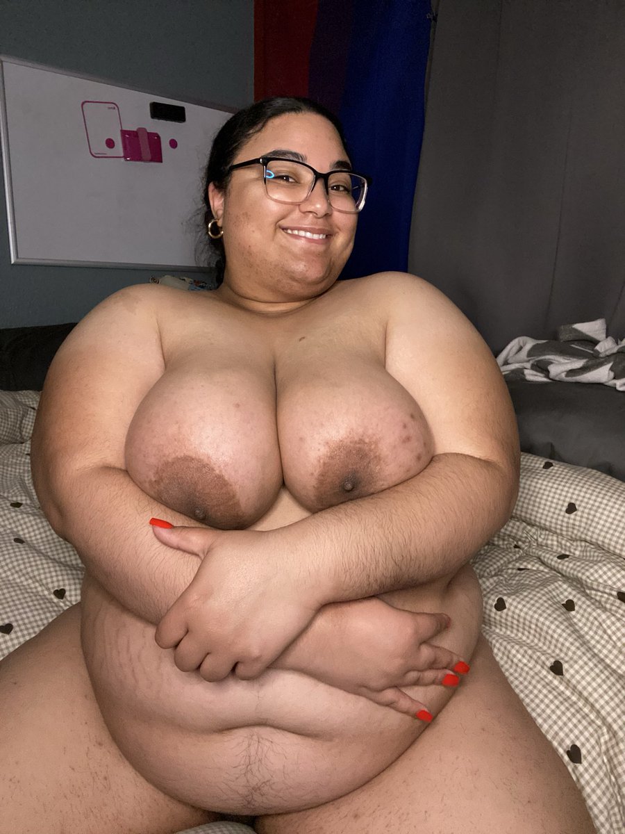 huggablevirgin_'s tweet photo. Never beating the sexy allegations 😜 https://t.co/6O8xk4GJy1