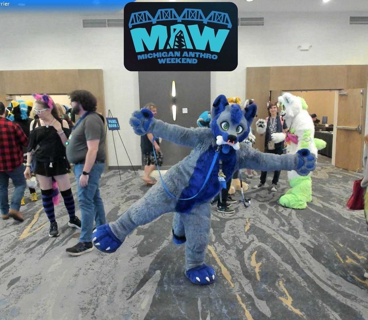 BurumunWolf's tweet photo. #MAW2026 #MichiganAnthroWeekend 

1st time out in Michigan, this con is tiny and brand new but having fun, prefer paws though.... anyways brought a VR friend to her fist furcon too. https://t.co/H5zaN66uLX