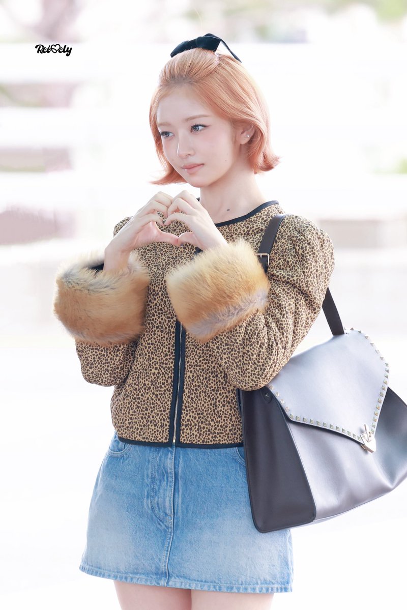 Reively0203's tweet photo. 261003

#IVE #REI #아이브 #레이 #レイ https://t.co/fiOWbvyThm