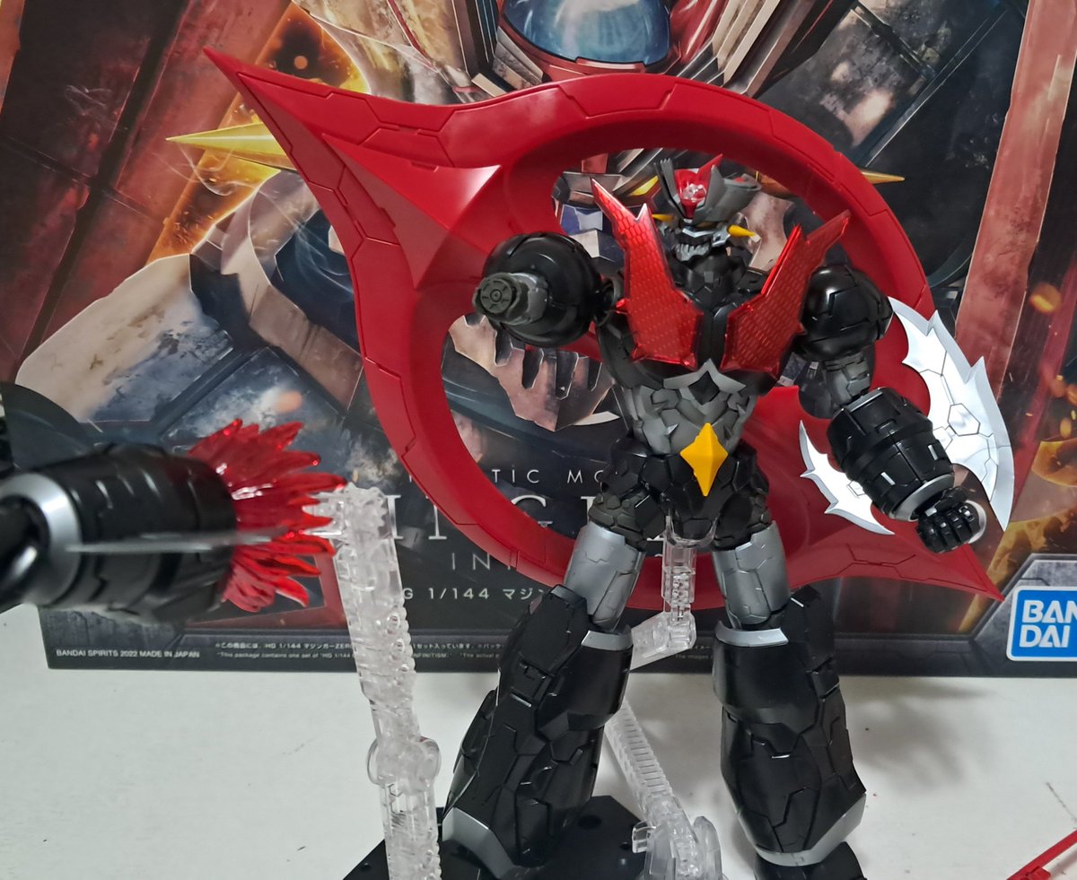 Qur_jq's tweet photo. Mazinger Zero model kit https://t.co/FJWQKMeT5N