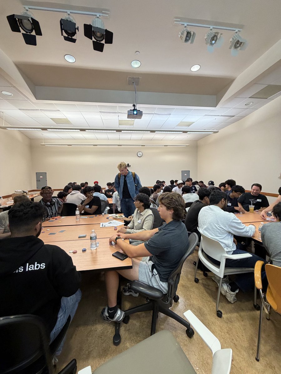 BoilerChain's tweet photo. we had a full house last night 

120+ students showed up to hear @ellipsis_labs break down how they built phoenix, on-chain perps on @solana. then 60 of them stayed to play poker with the team. 

congrats to our winners @je_remy_mao, @sp3ked, and ateş ısfendiyaroğlu 🏆

thank you so much to @bbbisho and atif for showing up big for boiler blockchain !!
