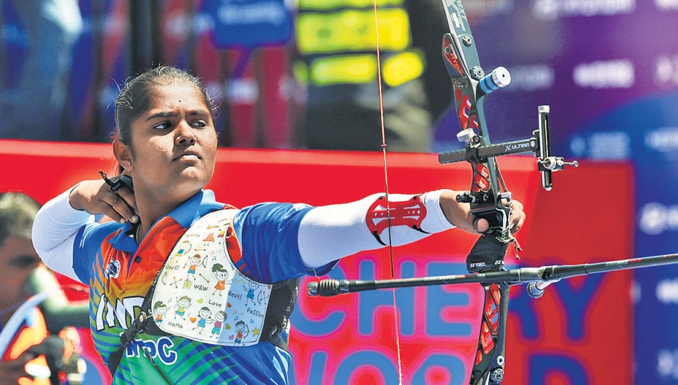 India_AllSports's tweet photo. ARCHERY: KUMKUM STUNS WORLD & OLYMPIC CHAMPION KANG CHAE-YOUNG of SOUTH KOREA 🔥🔥🔥🔥  

STORMS INTO SEMIS OF RECURVE! 

#AichiNagoya2026 #AG2026withIAS