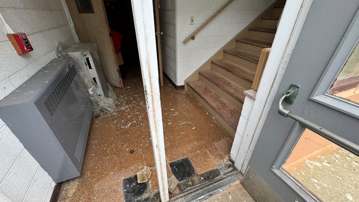 HinduAmerican's tweet photo. ⚠️Hindu temple attacked in Ohio today| At 1:30 PM today, the Shree Swaminarayan Vadtal Dham Hindu Mandir in Richmond Heights, Ohio was attacked by perpetrator(s) who threw bricks at the temple causing significant damage.

Surveillance video is available and being reviewed by authorities. The @FBI @CivilRights are being alerted. HAF is in touch with temple leaders and offering all assistance.

This possible hate crime comes at a time of unprecedented hate & vitriol directed at the Hindu American community, and we ask that law enforcement make apprehending the perpetrator(s) a top priority. We also call on our nation’s elected leaders & government agencies to publicly & unequivocally condemn hateful rhetoric against Indian and Hindu American communities.