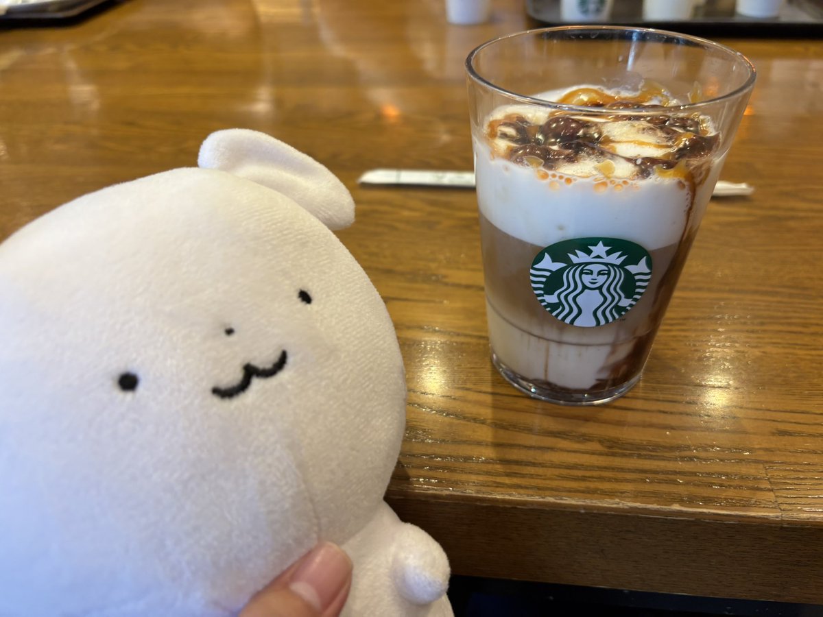 meadowsmonarch's tweet photo. アクタ西宮きてる
朝からスタバキメてる
こっから大阪とか巡るぞ！ https://t.co/J3mYMTeNwE