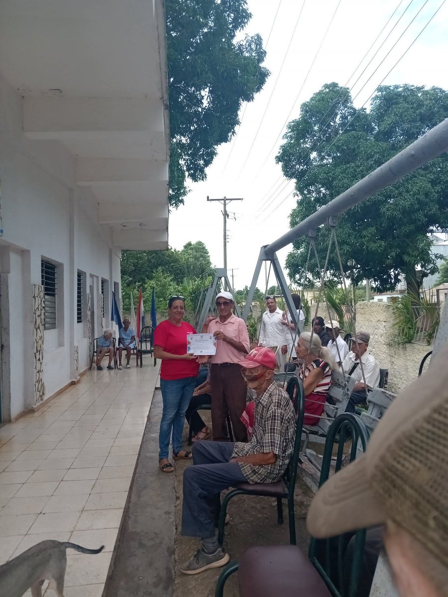 BabastroKatia's tweet photo. La #FilialUniversitariaBolivia celebra con entusiasmo el día del adulto mayor.
#MES
#UniversidadDeCiegoDeÁvila
#UnicaDeExcelencia
#FilialUniversitariaBolivia
@yurisbelGallardo
@destacar https://t.co/rxb6UkQw2W