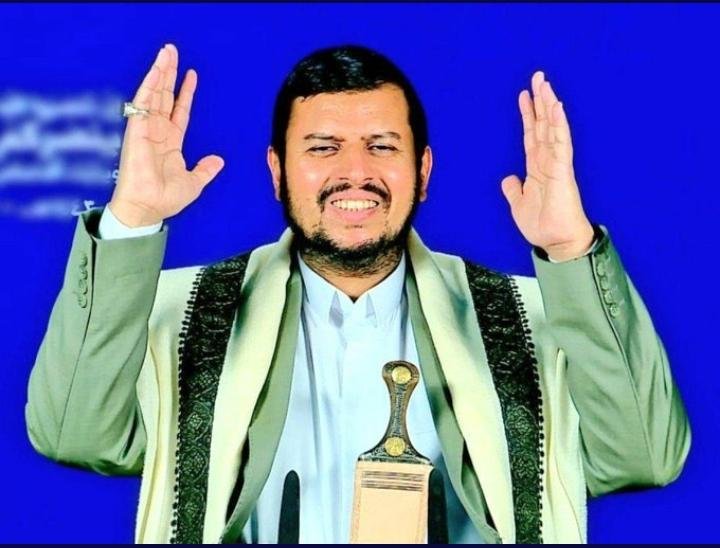 mhsrstun010's tweet photo. نهديكم هذه الصورة الحصرية ونتمنى منكم أن لا تنسوا السيد القائد من دعواتكم المستمرة بأن الله يحفظه ويؤيده ويكون له حافظاً وناصراً ومعيناً ويمكر له على كل من مكر عليه أو أراد به سوء ..🤲🌷 https://t.co/DlyXnuqsDL
