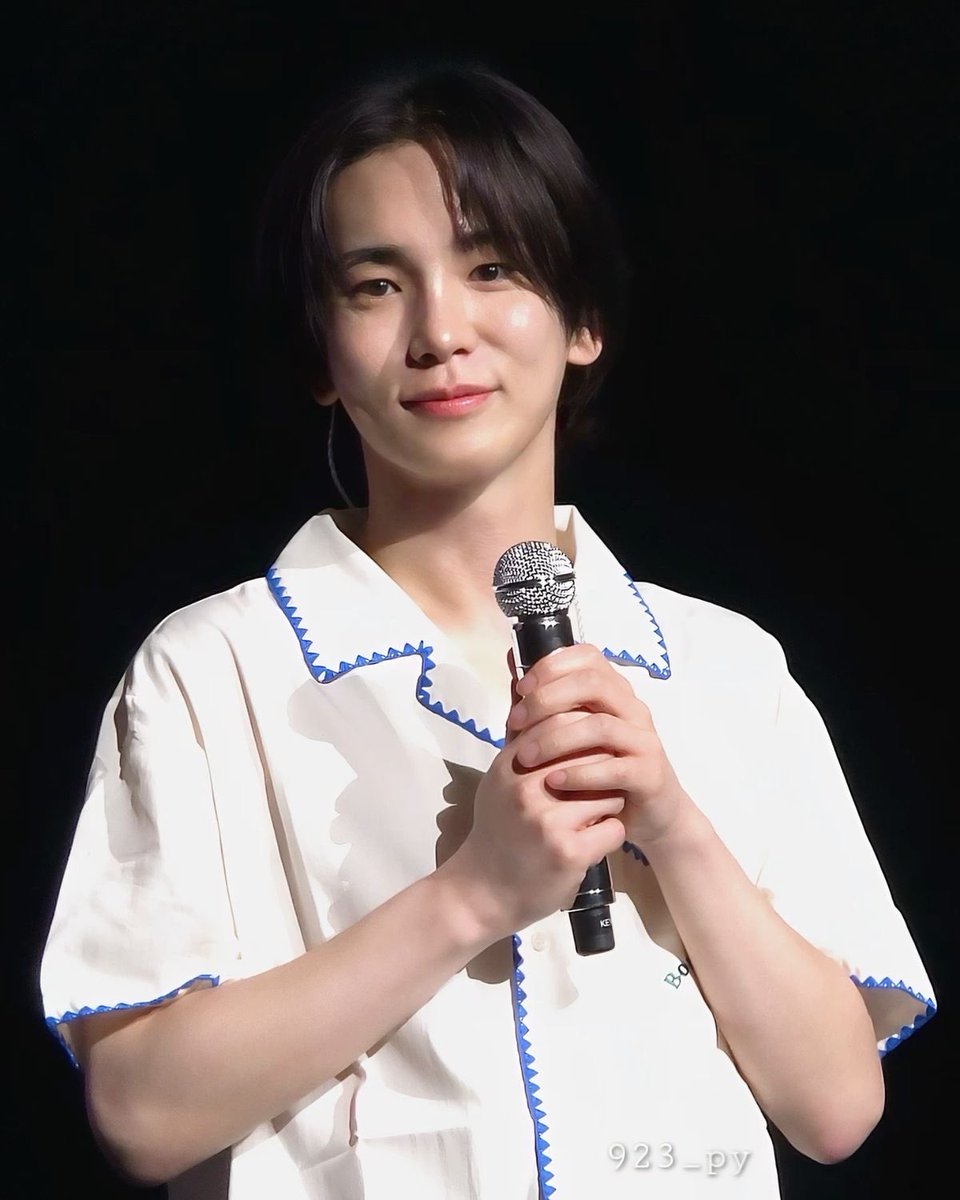 0818XH's tweet photo. 기범시🩵💜 https://t.co/Y8nYJerCnf