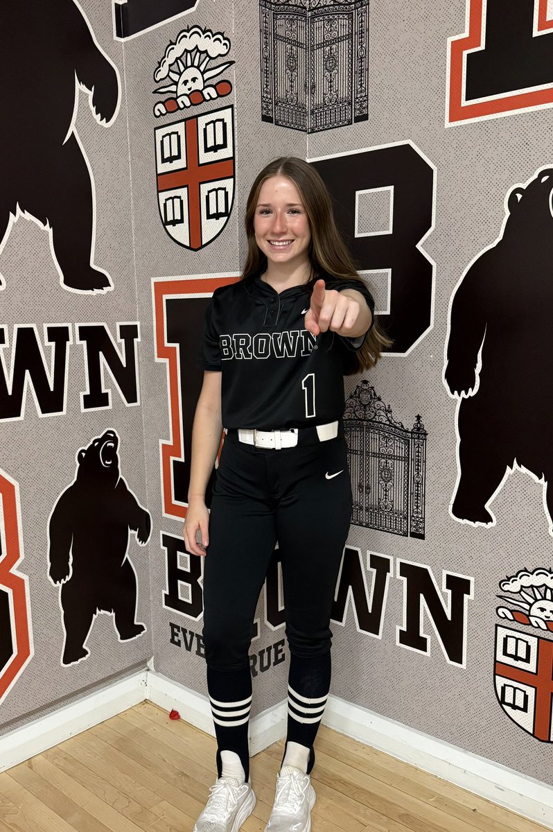 sienaadams_2028's tweet photo. Thank you so much @CoachMary_Brown, @CoachFons_Brown,  Coach King, and the @BrownU_Softball players and support staff for an amazing VISIT!! I had an amazing day touring the campus and learning more about Brown! Go Bruno! https://t.co/aVdsweOR7J