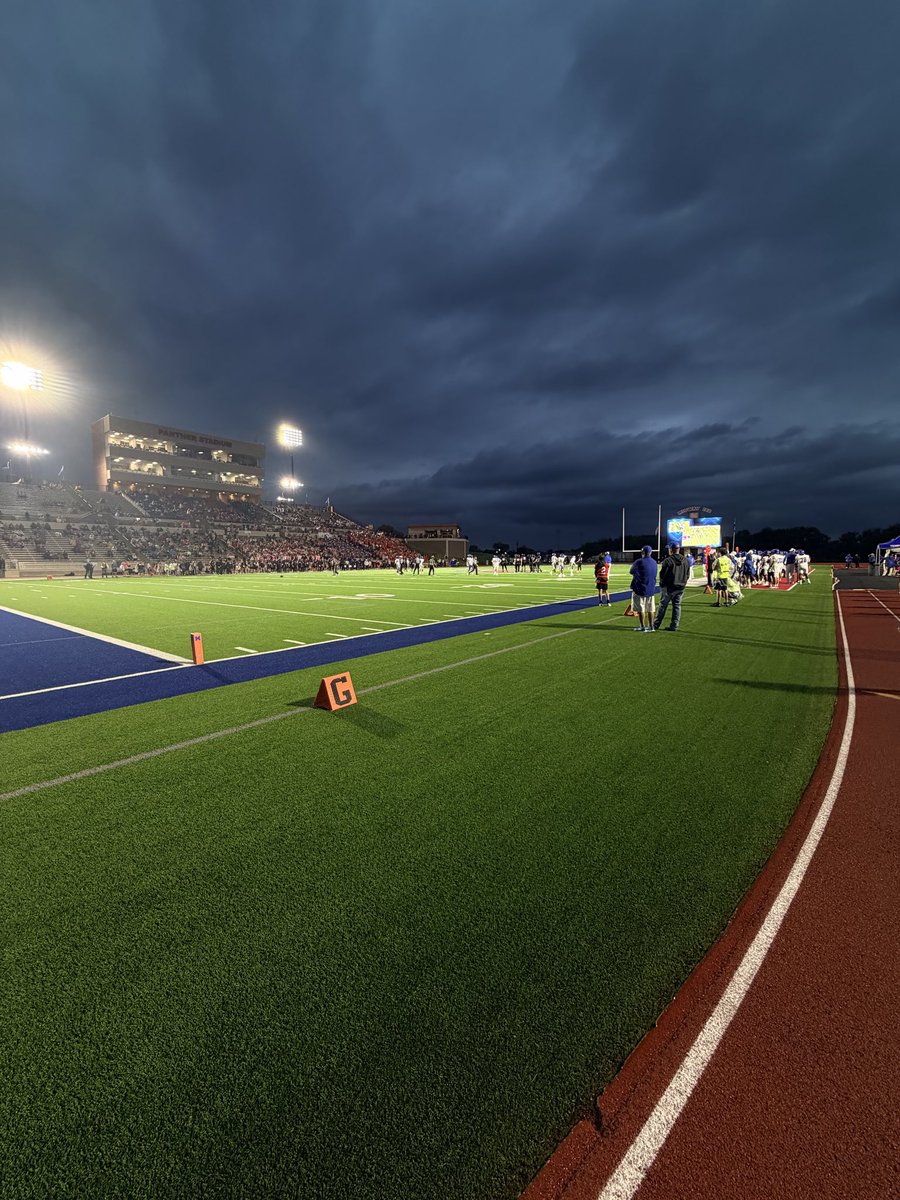 D1Vales_'s tweet photo. Honored to be out in Texas for some recruiting at Panther stadium!
@MidwayISD @KeystoneFTBL https://t.co/SjzK75DnfU